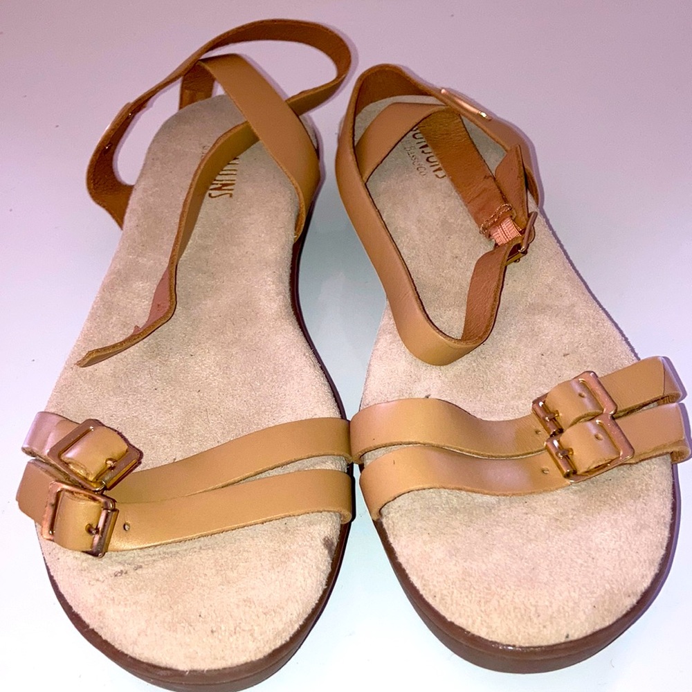 SunJuns G.H Bass & Co Tan Sandals